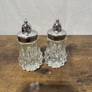 Vintage Indiana Glass Salt &‎ Pepper Shakers Diamond Point Pattern